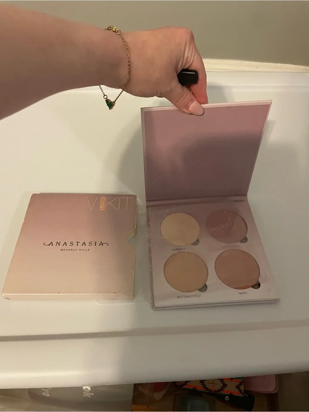Anastasia of Beverly Hills sweets glow kit - Picture 5 of 6